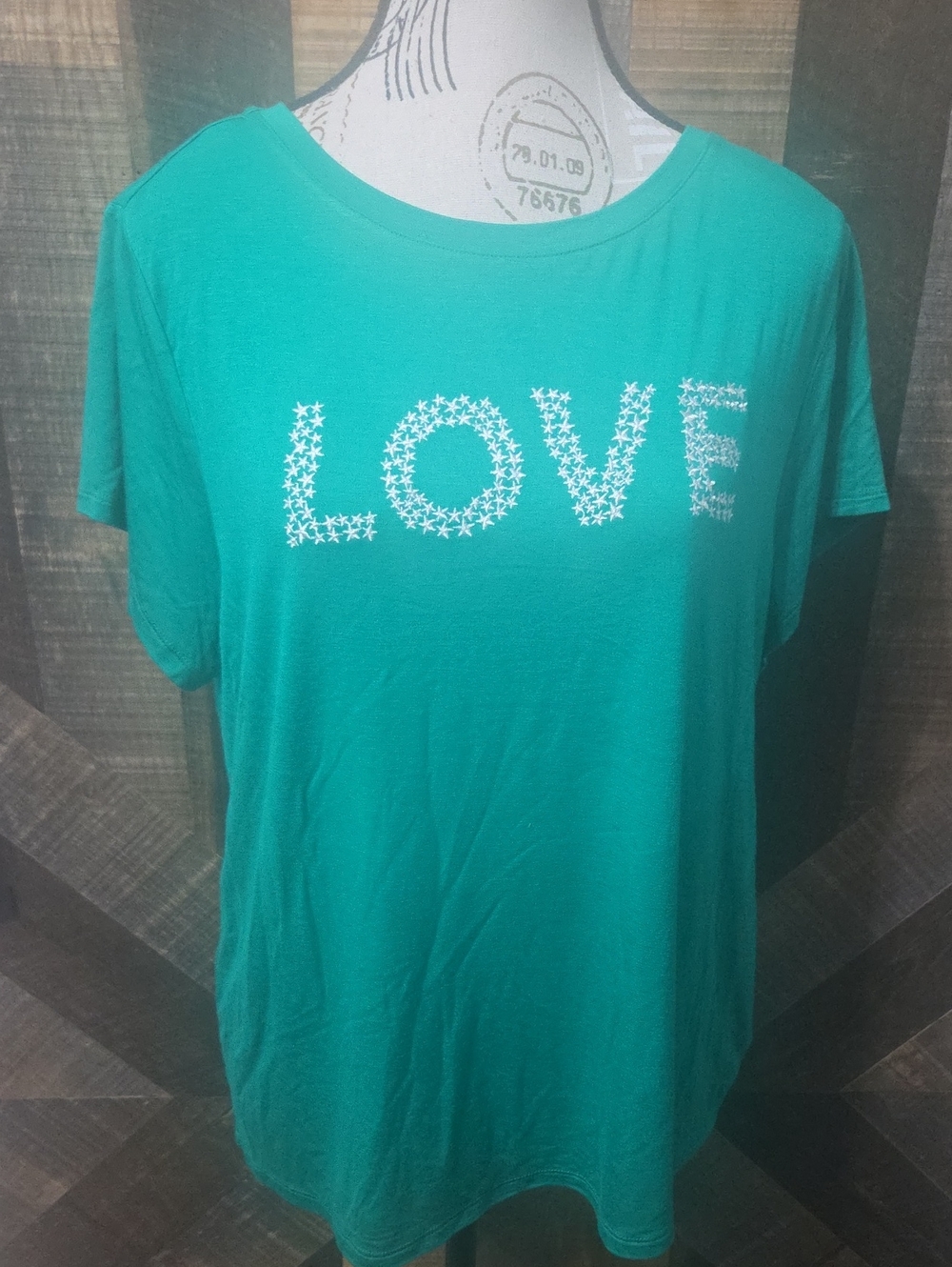 LOVE Star Graphic Green Women's Tee